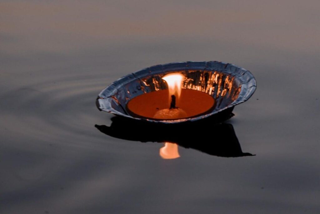 Floating Diya